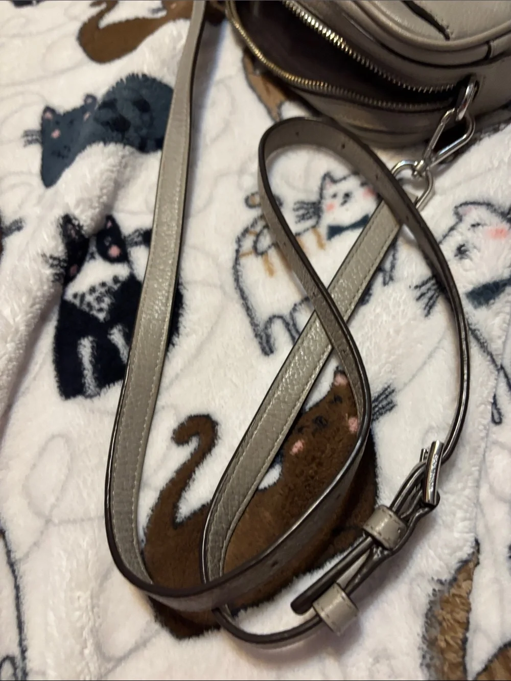 Michael Kors compact pebbled